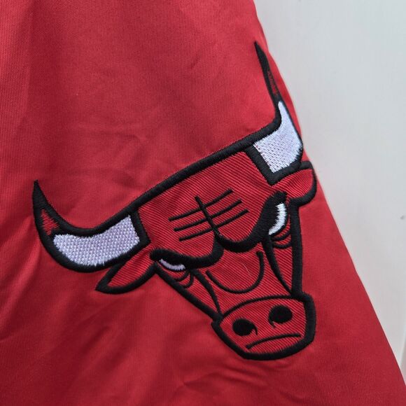 NBA Ultra Game Chicago Bulls Men's Bomber Jacket Size XL Ultra Game Authentic - Picture 5 of 16